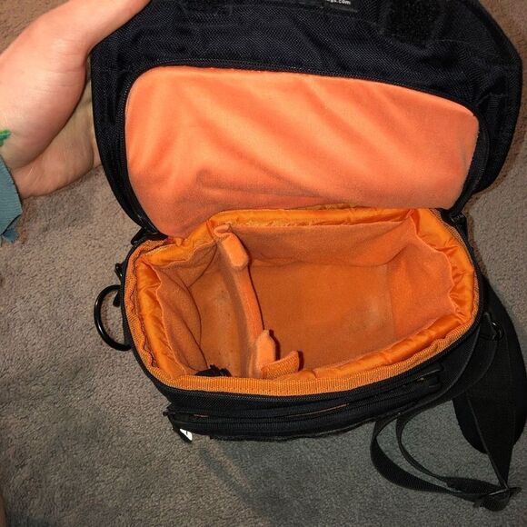 Delsey ODC 33 Medium Camera Shoulder Bag Black Orange - Picture 5 of 9